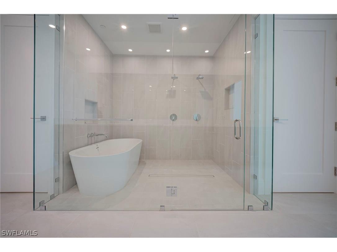 4810 Pelican Colony Boulevard #704 Bonita Springs FL 34134 226011174 image38