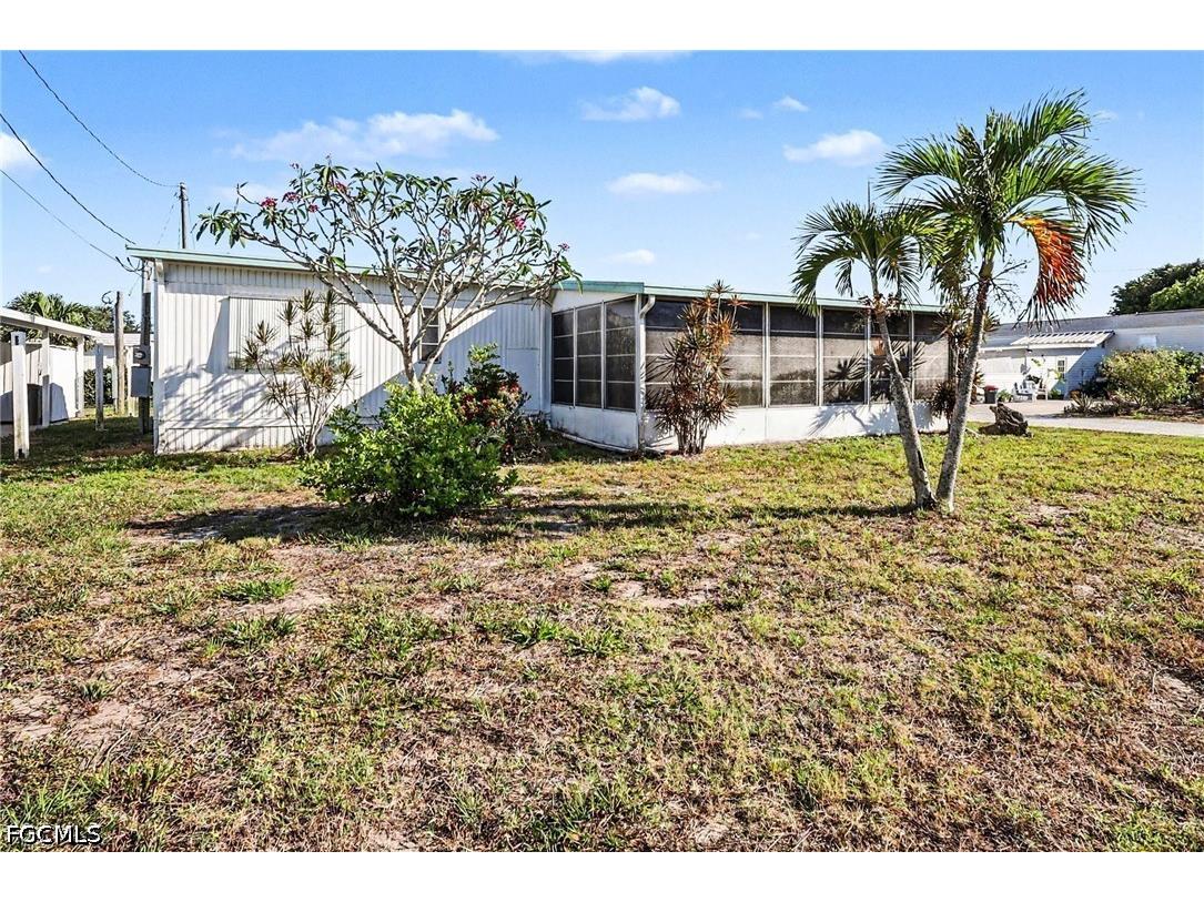 4811 Flamingo Drive Saint James City FL 33956 2026019104 image3
