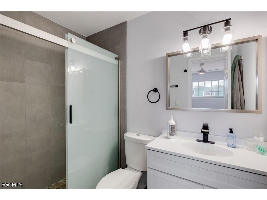4811 Sunfish Court Fort Myers FL 33919 2026018258 image11