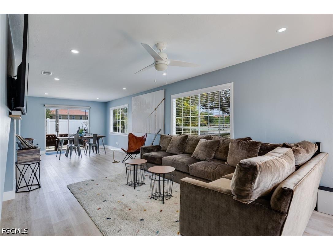 4811 Sunfish Court Fort Myers FL 33919 2026018258 image8