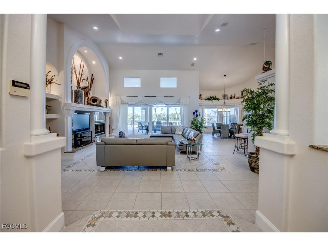 4814 SW 29th Avenue Cape Coral FL 33914 2025017020 image2