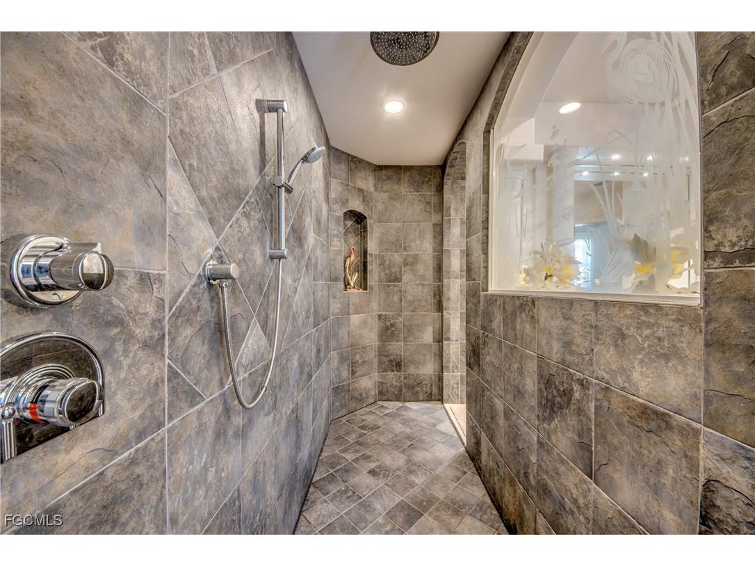 4814 SW 29th Avenue Cape Coral FL 33914 2025017020 image23