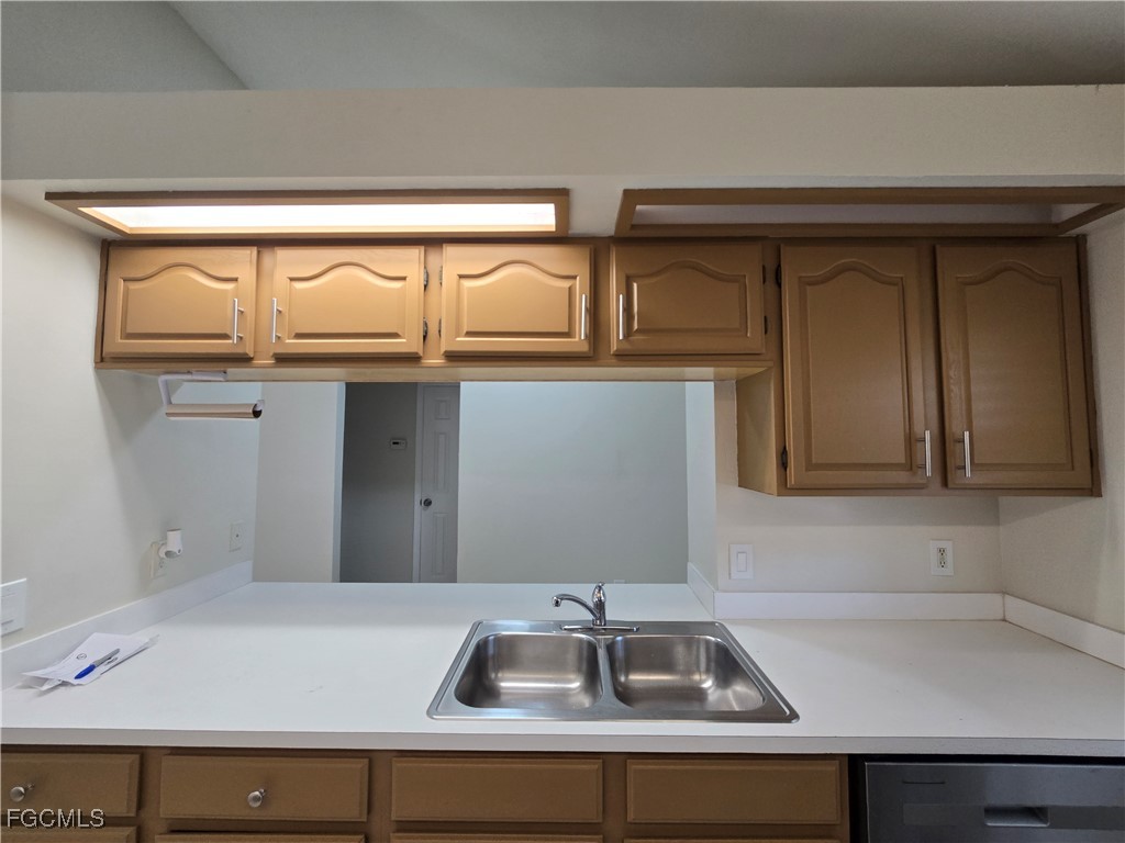 4815 Triton Court E #11 Cape Coral FL 33904 2025020750 image5