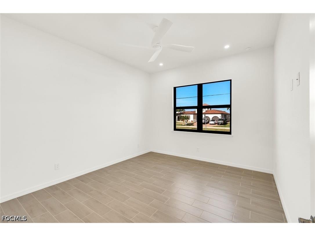 4817 Pelican Boulevard Cape Coral FL 33914 2026015382 image18