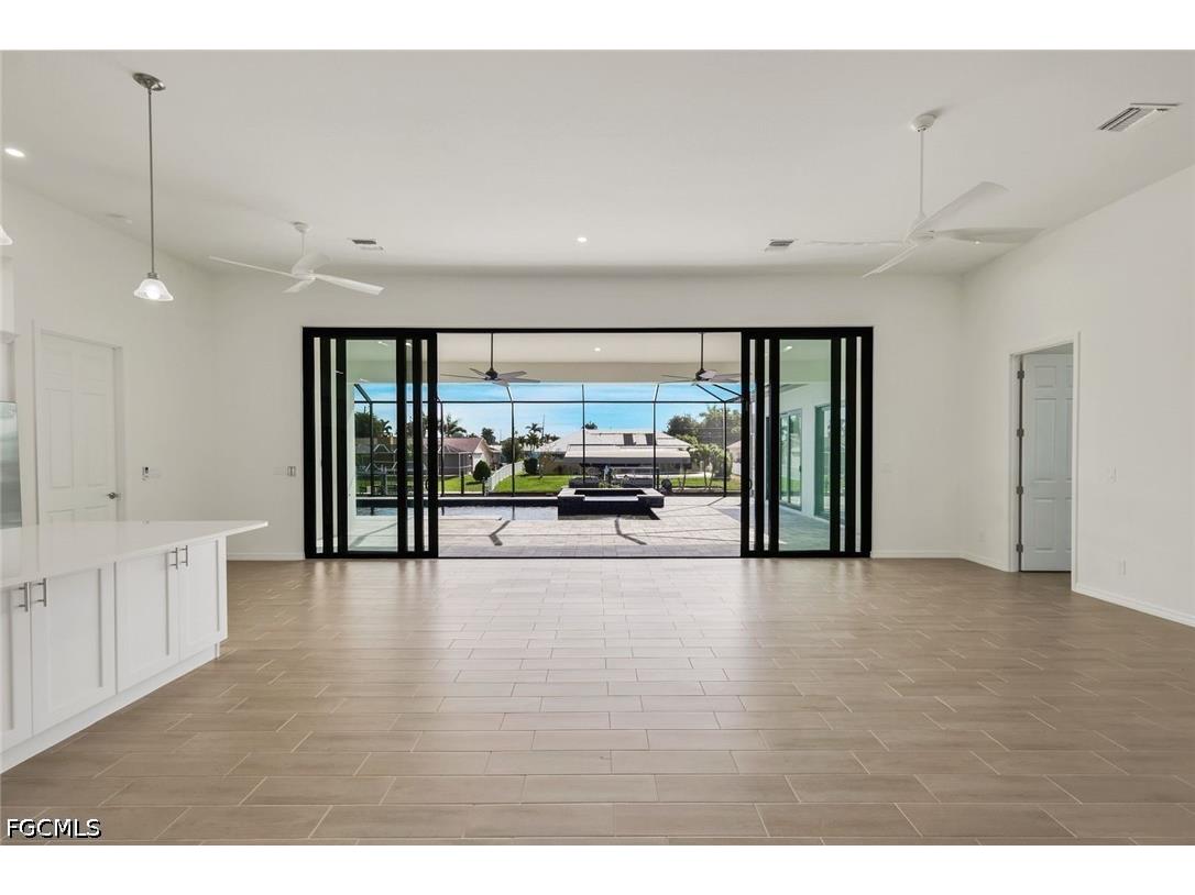 4817 Pelican Boulevard Cape Coral FL 33914 2026015382 image6