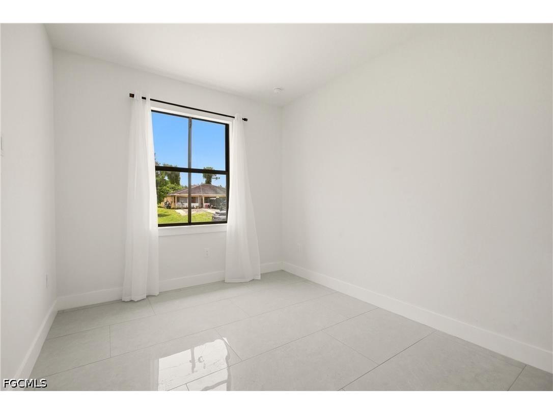 4818/4820 Golfview Boulevard Lehigh Acres FL 33973 2026027982 image18