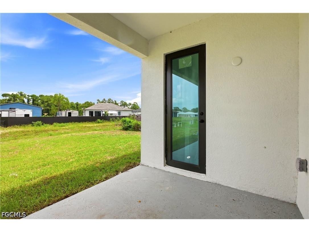 4818/4820 Golfview Boulevard Lehigh Acres FL 33973 2026027982 image24