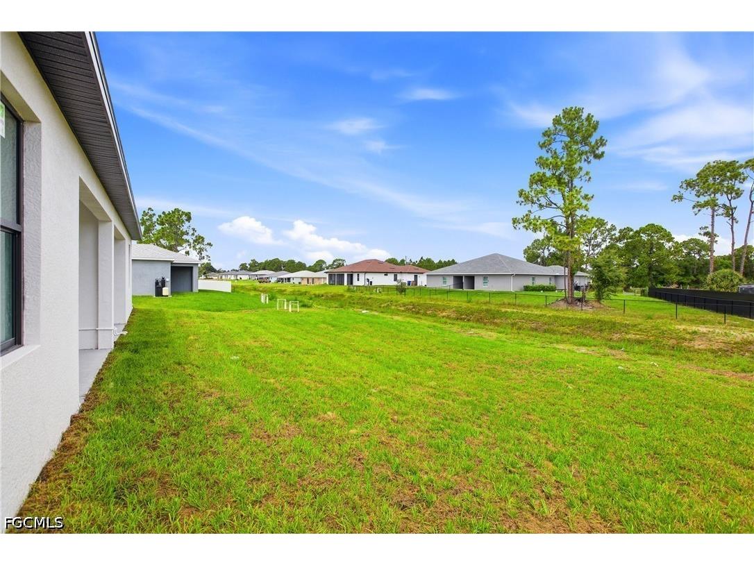 4818/4820 Golfview Boulevard Lehigh Acres FL 33973 2026027982 image25
