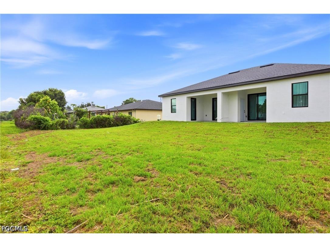 4818/4820 Golfview Boulevard Lehigh Acres FL 33973 2026027982 image26