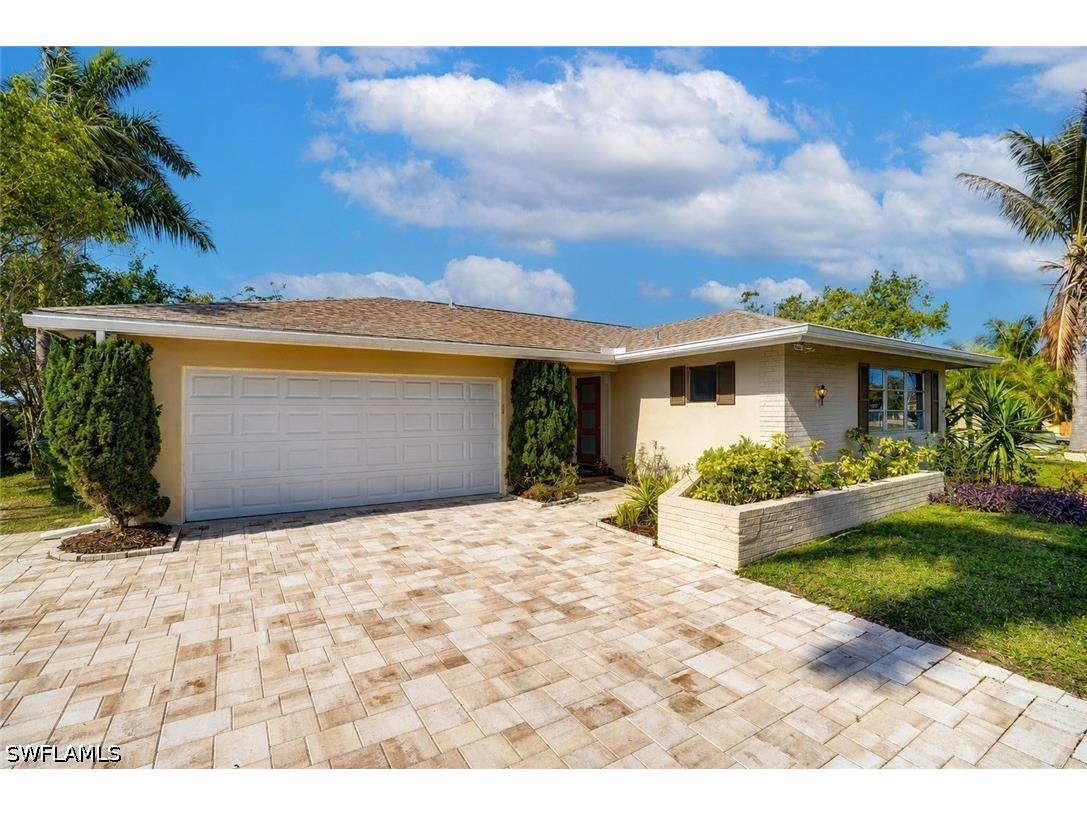 4818 Tahiti Lane Naples FL 34112 226018532 image1