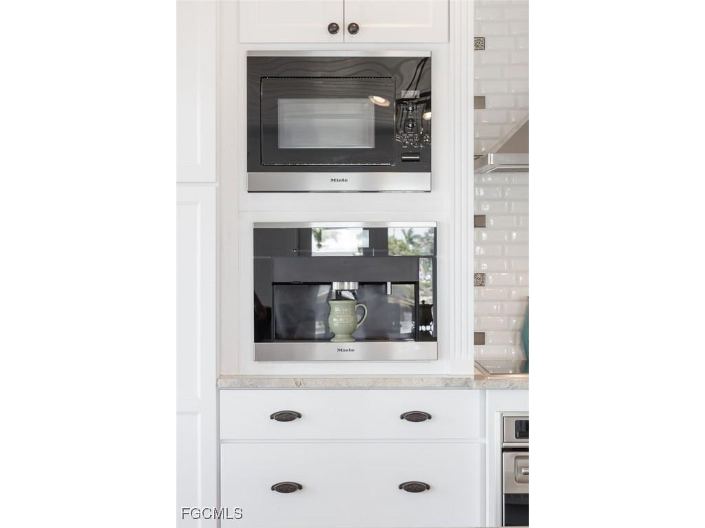 4819 Pine Island Road NW Matlacha FL 33993 2026006579 image10