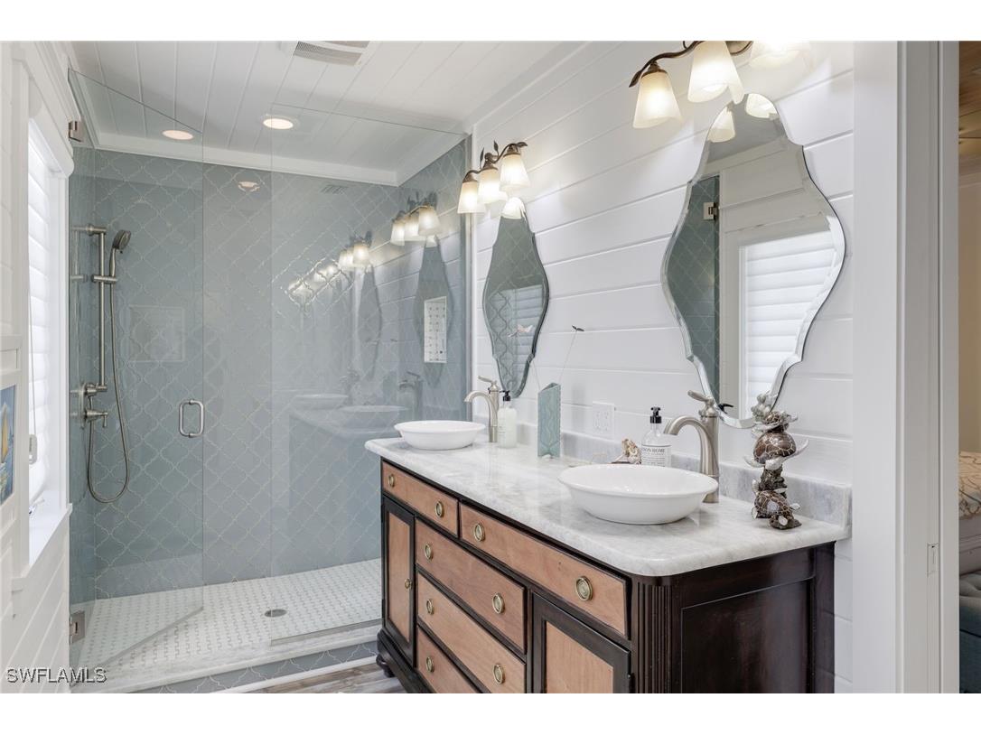 4819 Pine Island Road NW Matlacha FL 33993 225058261 image19