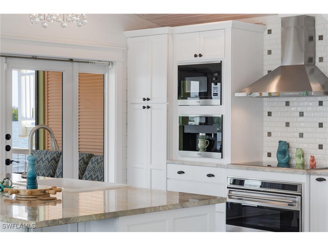 4819 Pine Island Road NW Matlacha FL 33993 225058261 image9