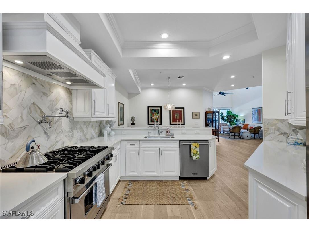 4819 W Boulevard Court #103 Naples FL 34103 225081711 image10