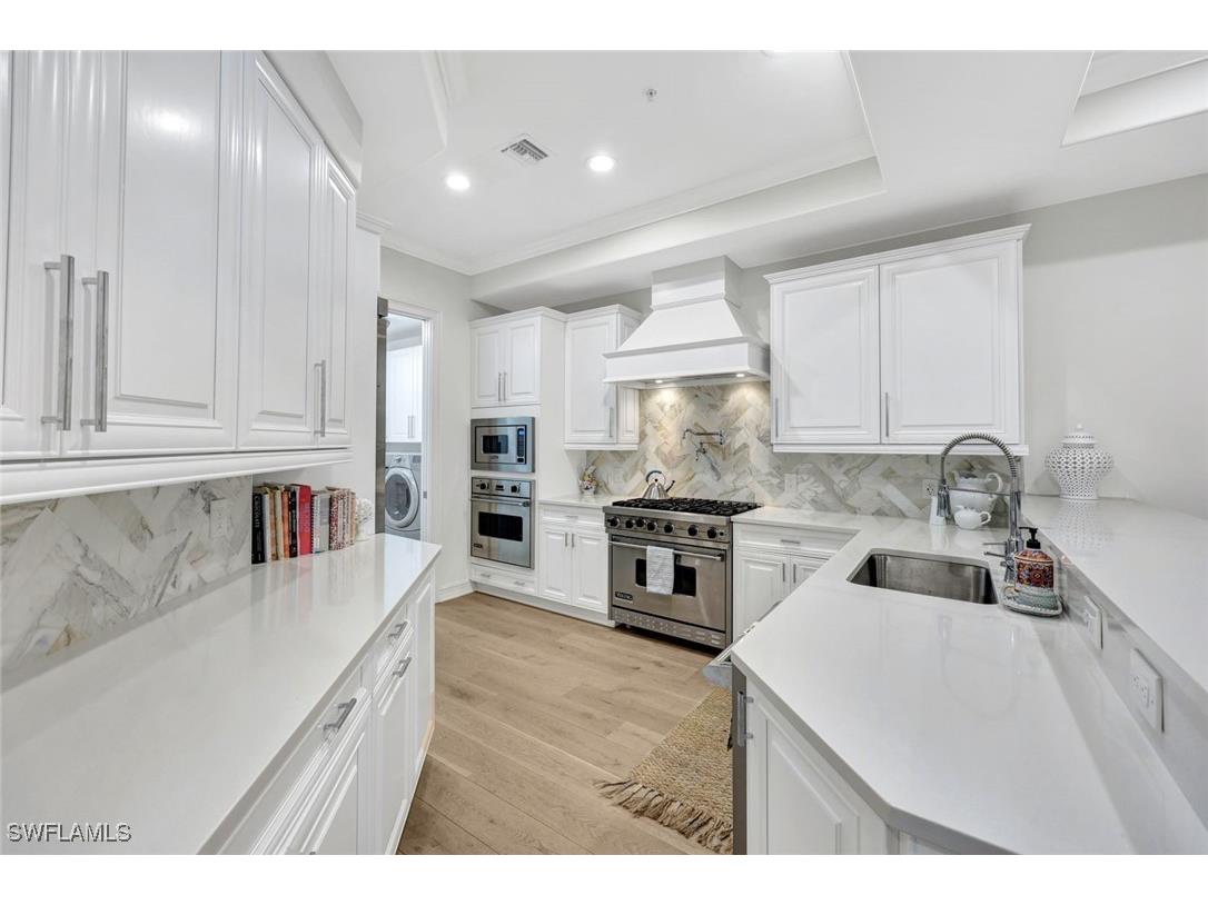 4819 W Boulevard Court #103 Naples FL 34103 225081711 image8