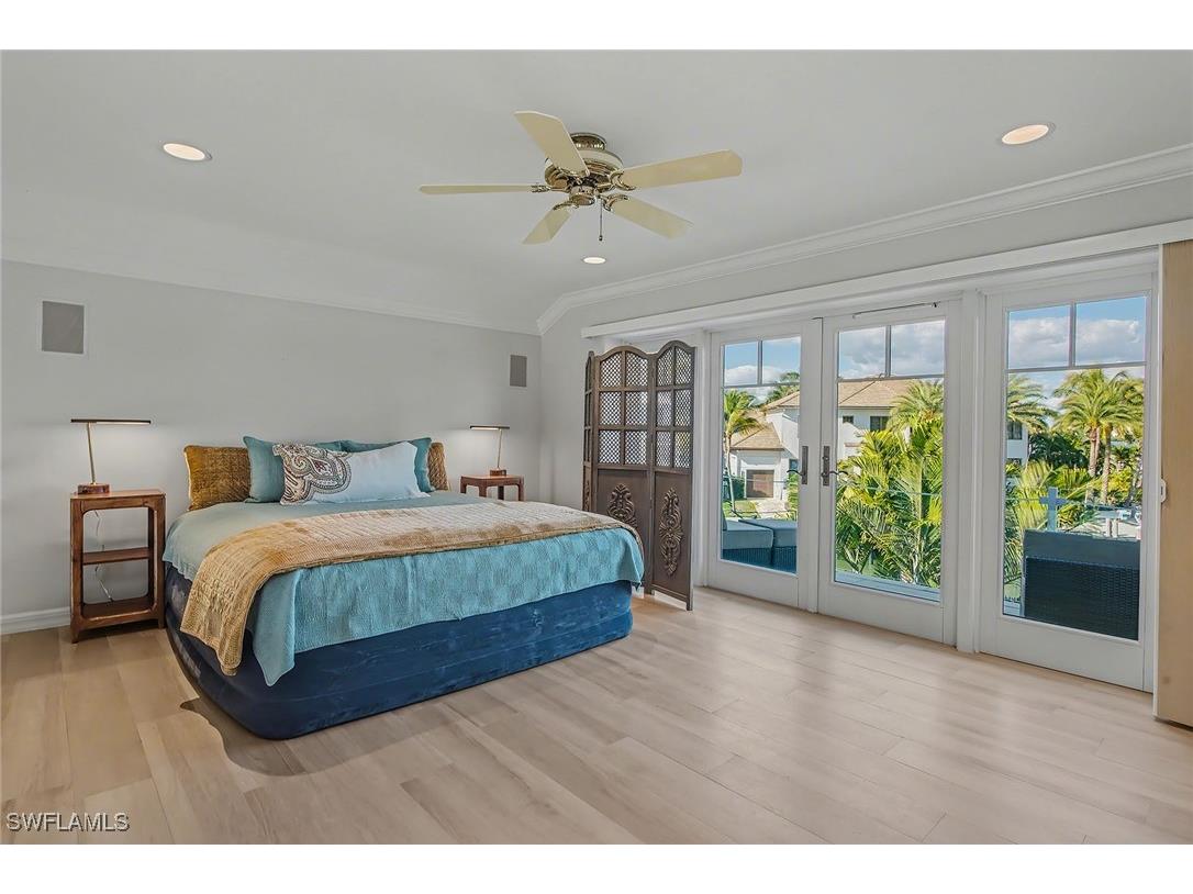 482 Clifton Court Marco Island FL 34145 225068348 image16