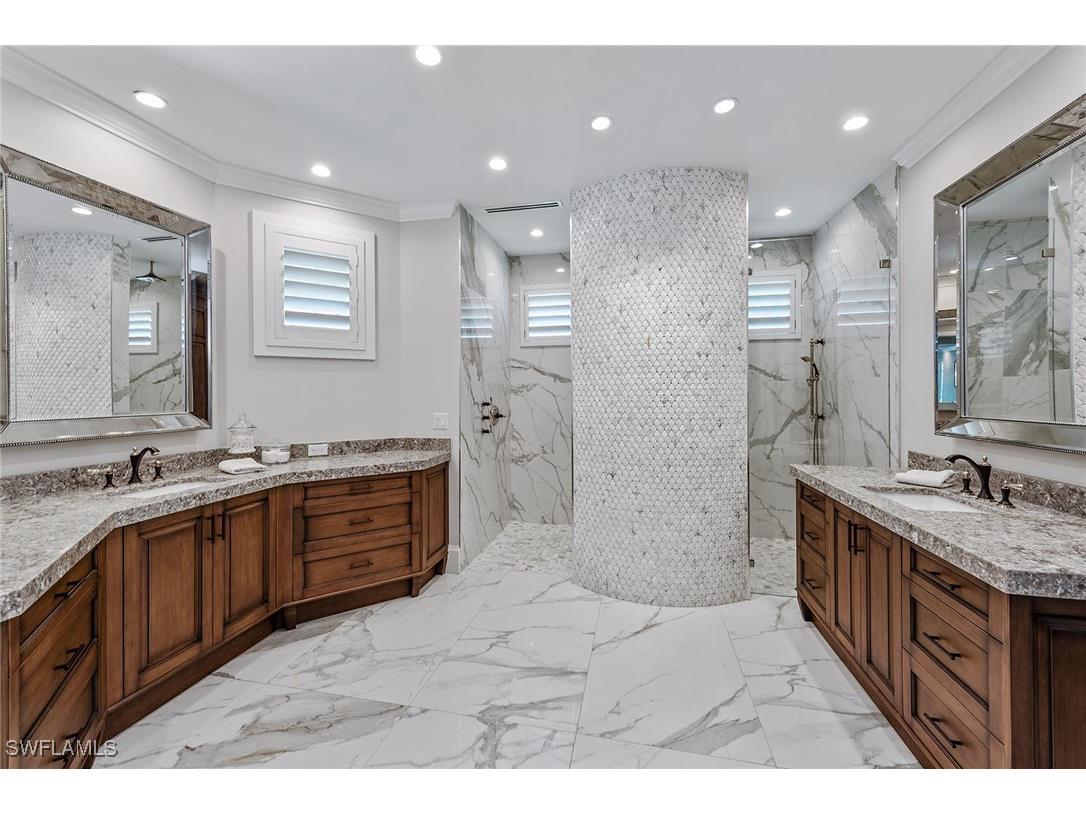 482 Clifton Court Marco Island FL 34145 225068348 image18