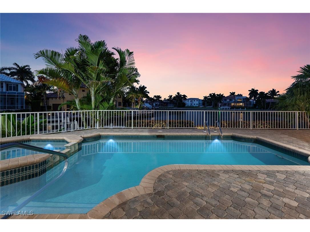 482 Clifton Court Marco Island FL 34145 225068348 image34