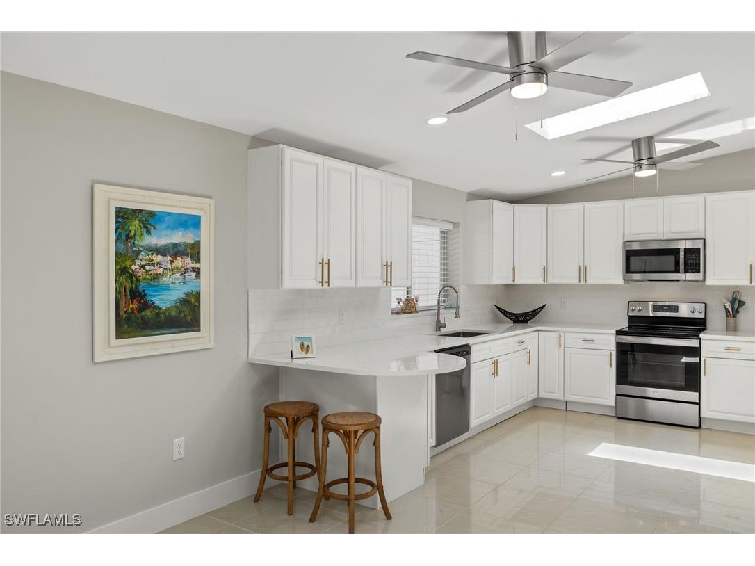 482 Tradewinds Avenue Naples FL 34108 225067012 image10