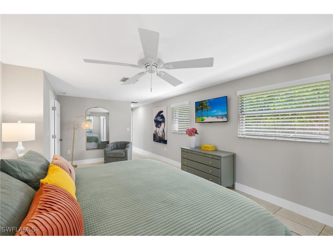 482 Tradewinds Avenue Naples FL 34108 225067012 image15