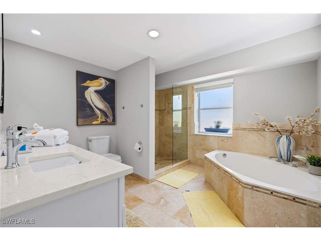 482 Tradewinds Avenue Naples FL 34108 225067012 image16