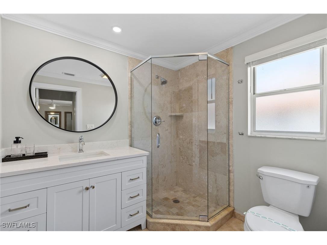 482 Tradewinds Avenue Naples FL 34108 225067012 image18