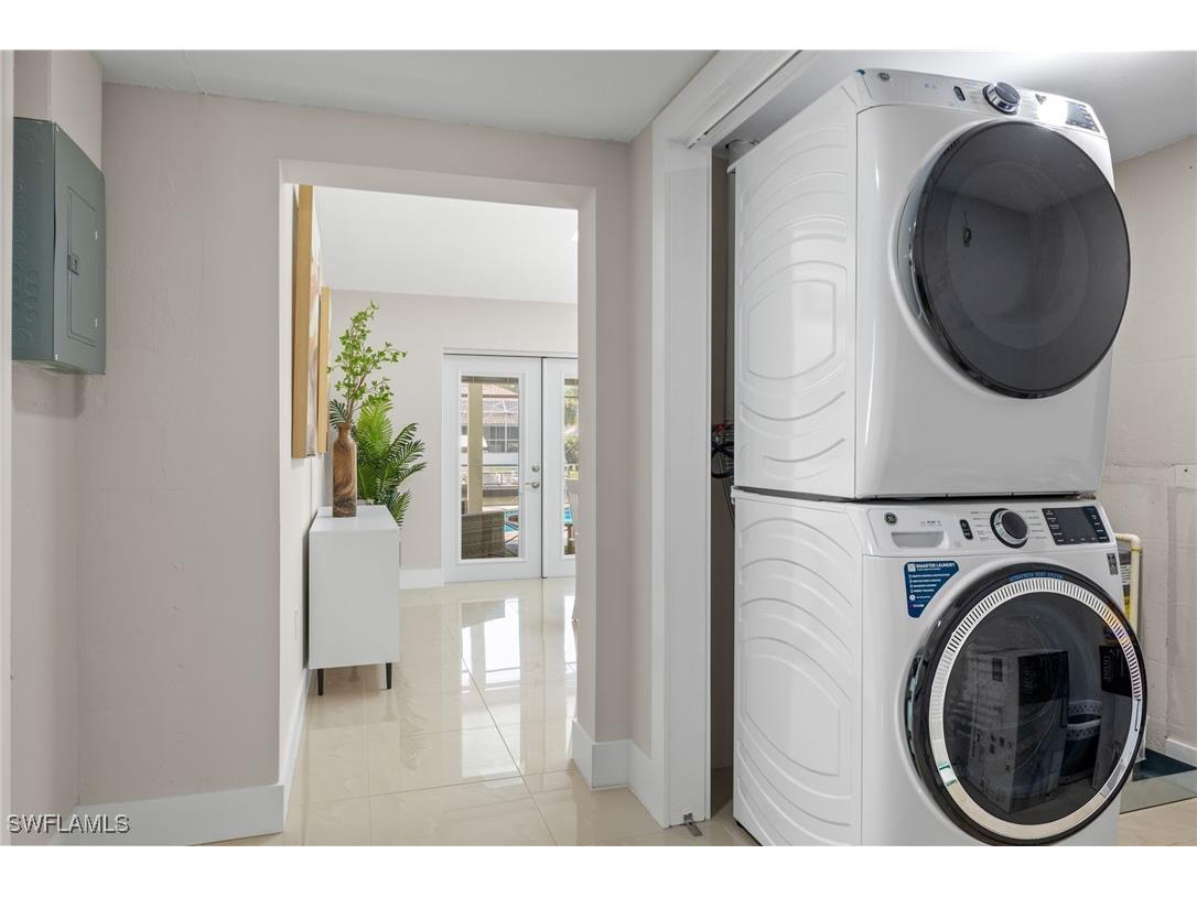 482 Tradewinds Avenue Naples FL 34108 225067012 image22