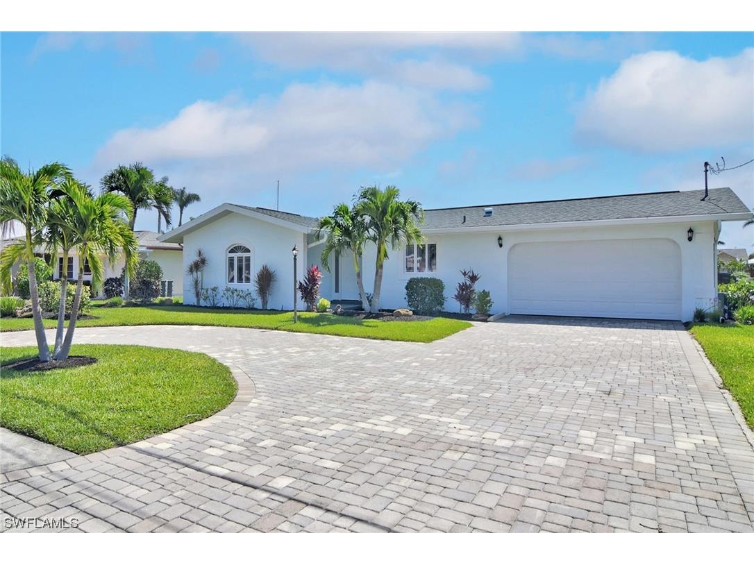 4821 Pelican Boulevard Cape Coral FL 33914 223034056 image1