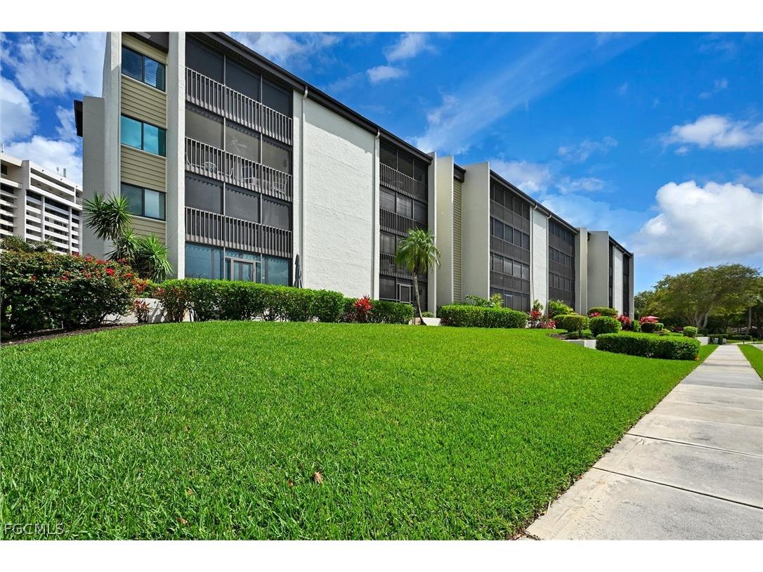 4821 S Landings Drive #106 Fort Myers FL 33919 2026010886 image35