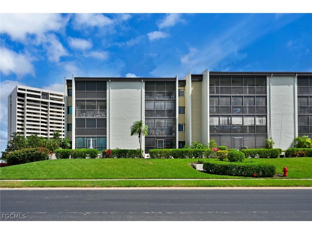 4821 S Landings Drive #106 Fort Myers FL 33919 2026010886 image37