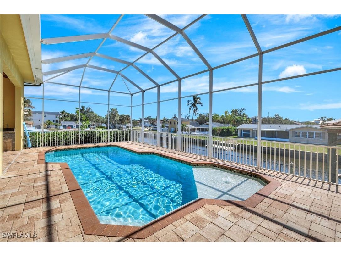 4821 Tarpon Avenue Bonita Springs FL 34134 225021055 image1