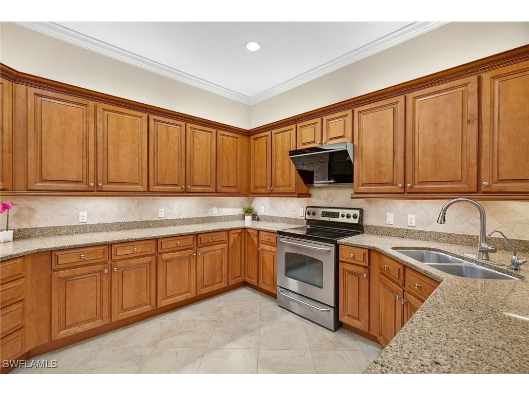 4822 Europa Drive Naples FL 34105 225078533 image11