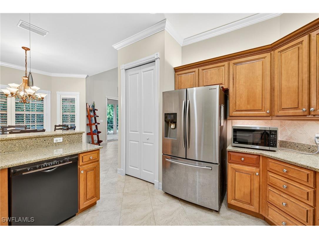 4822 Europa Drive Naples FL 34105 225078533 image12
