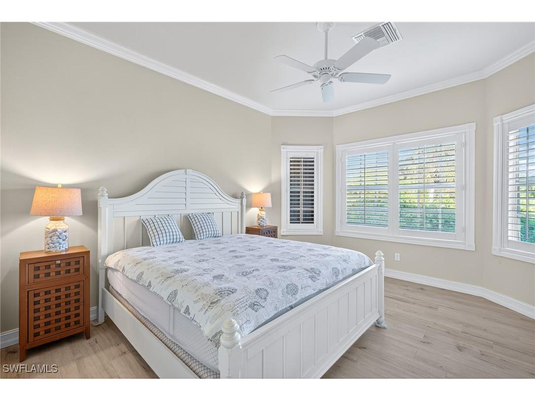 4822 Europa Drive Naples FL 34105 225078533 image25