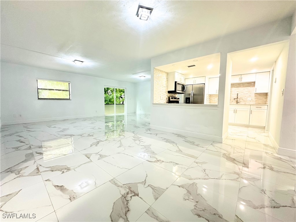  Naples FL 34116 225061047 image2