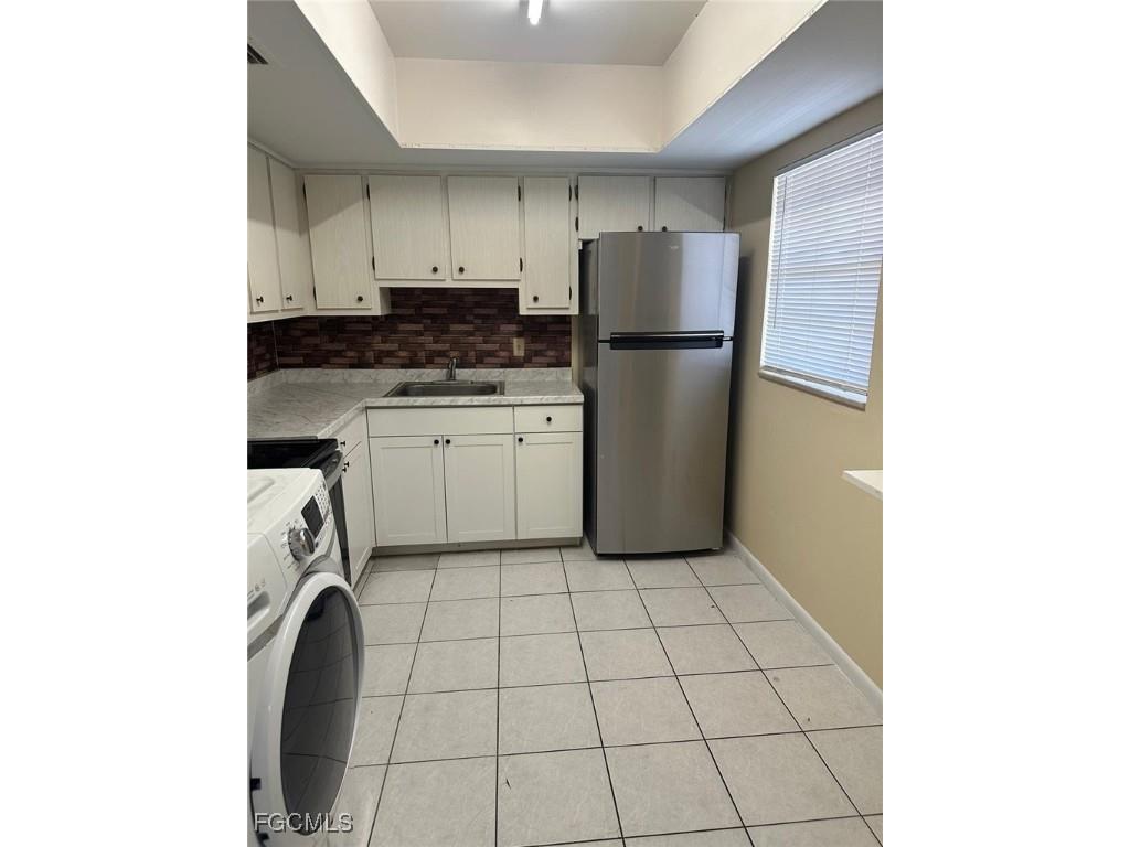 4824 Lucaya Drive #1 Cape Coral FL 33904 2025006670 image1