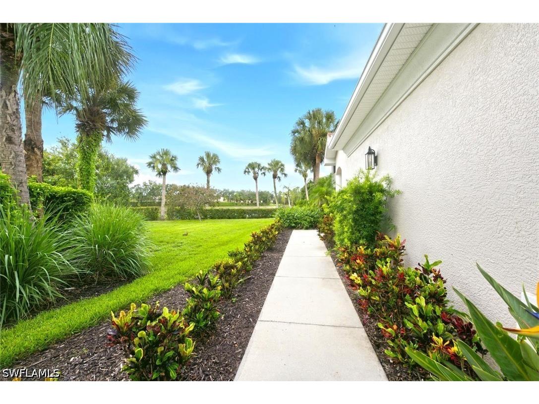 4825 Shinnecock Hills Court #201 Naples FL 34112 226024388 image27