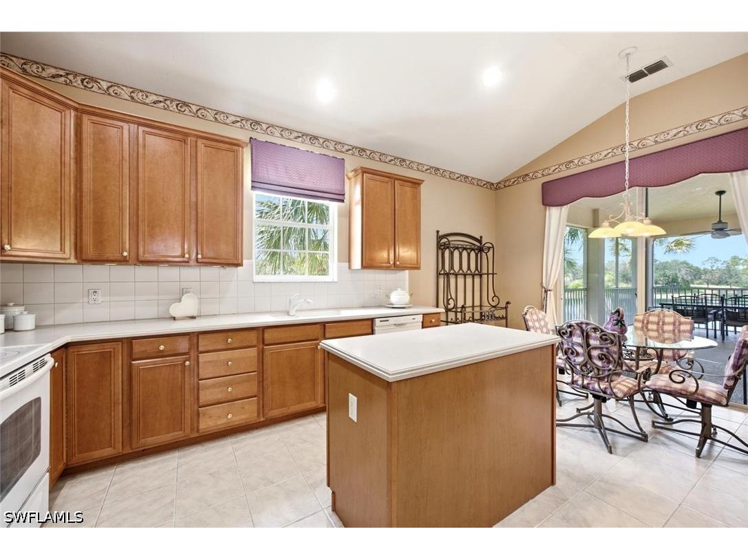 4825 Shinnecock Hills Court #201 Naples FL 34112 226024388 image9