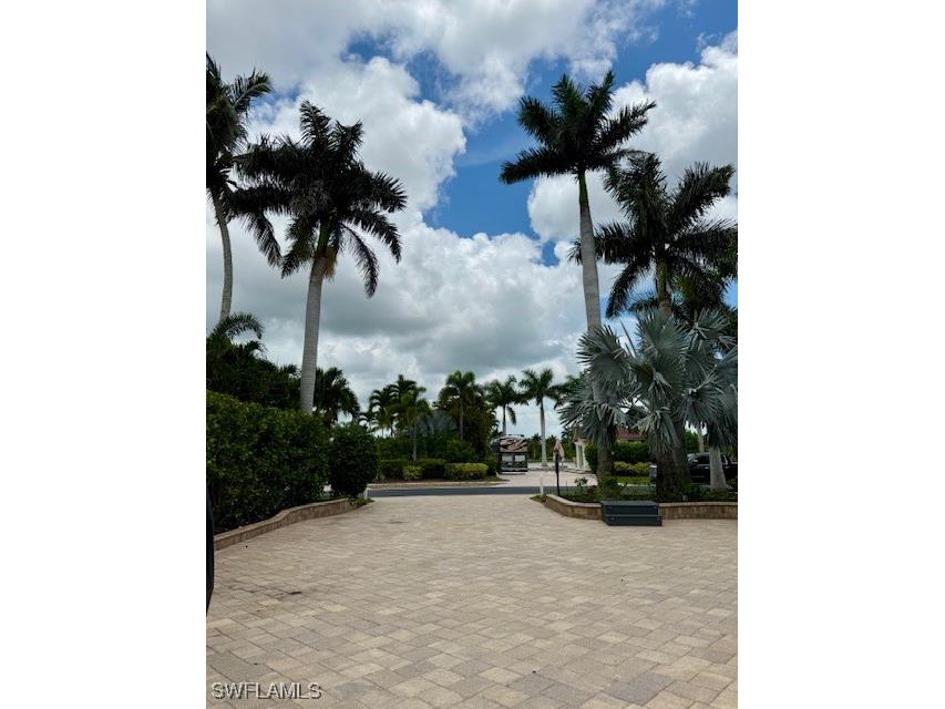 4826 Southern Breeze Drive Naples FL 34114 225075328 image2