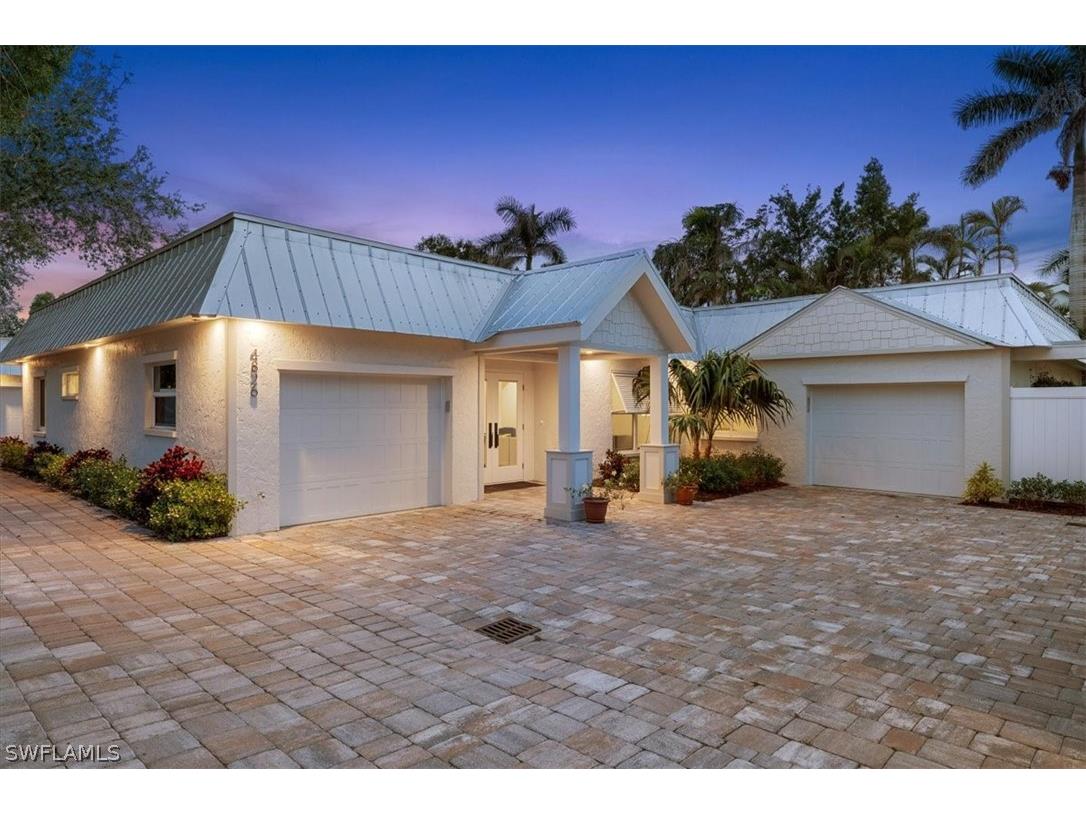 4826 West Boulevard Naples FL 34103 223003887 image1