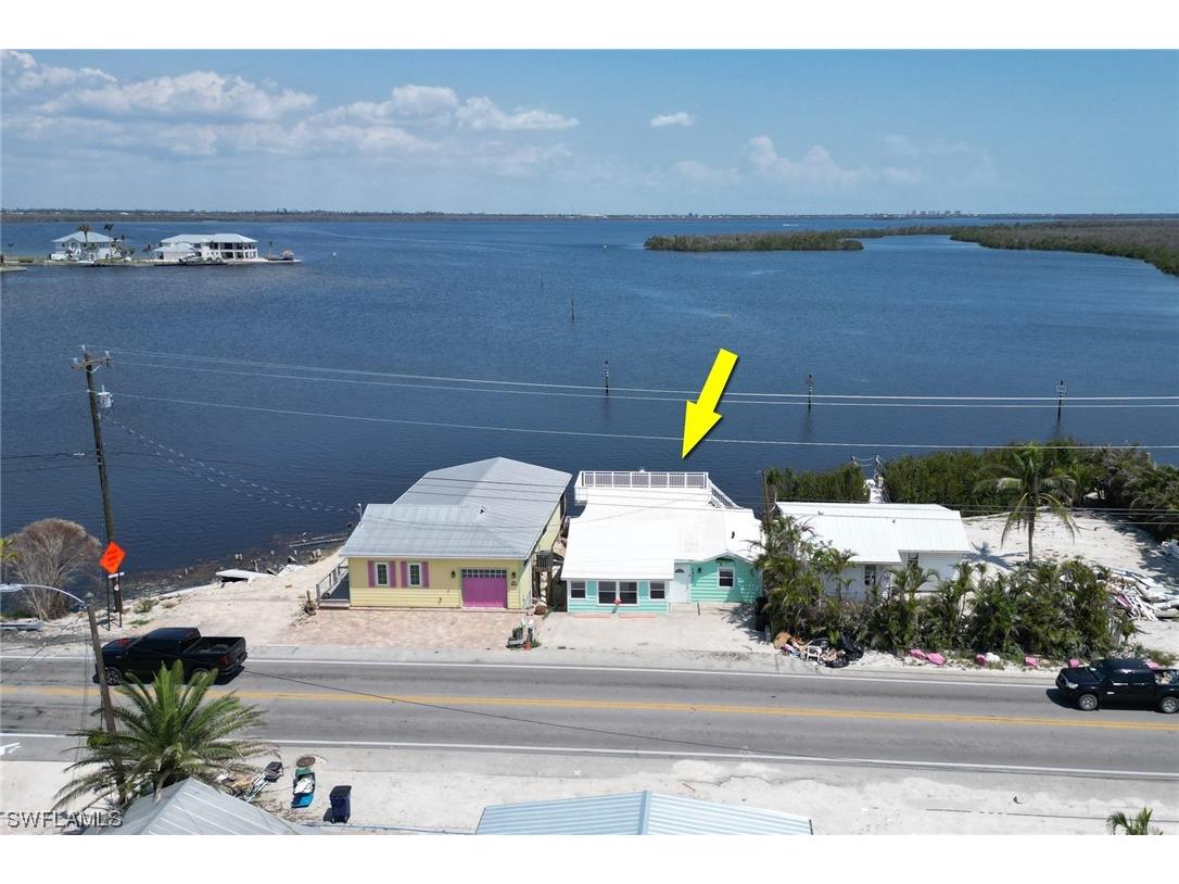 4827 Pine Island Road NW Matlacha FL 33993 223036826 image1