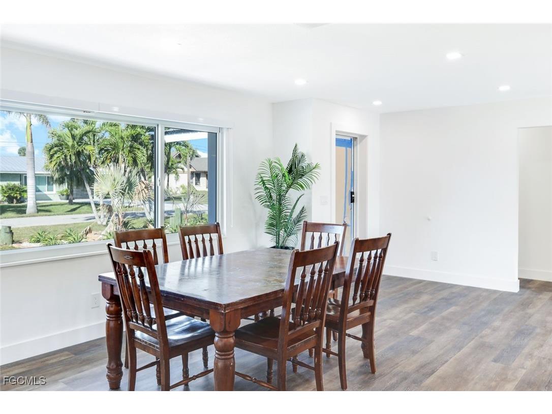 4827 SW 3rd Avenue Cape Coral FL 33914 2025010589 image13