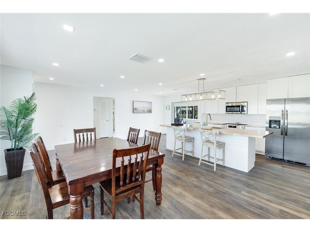 4827 SW 3rd Avenue Cape Coral FL 33914 2025010589 image14