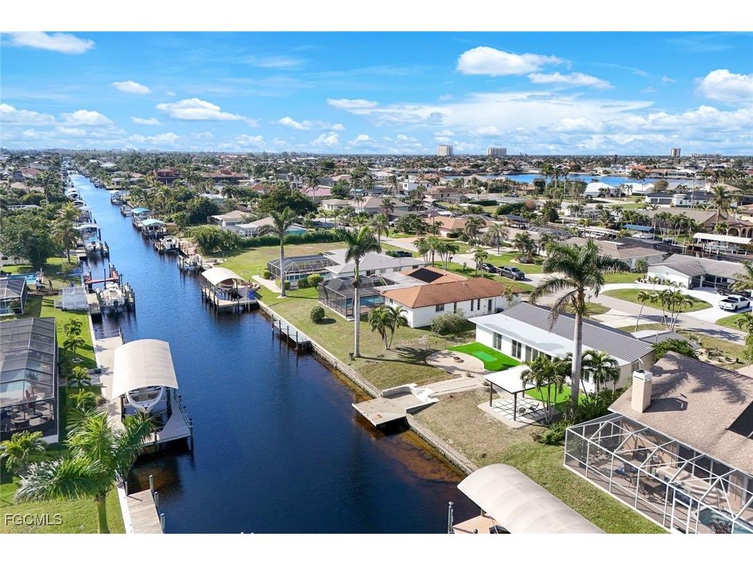 4827 SW 3rd Avenue Cape Coral FL 33914 2025010589 image3