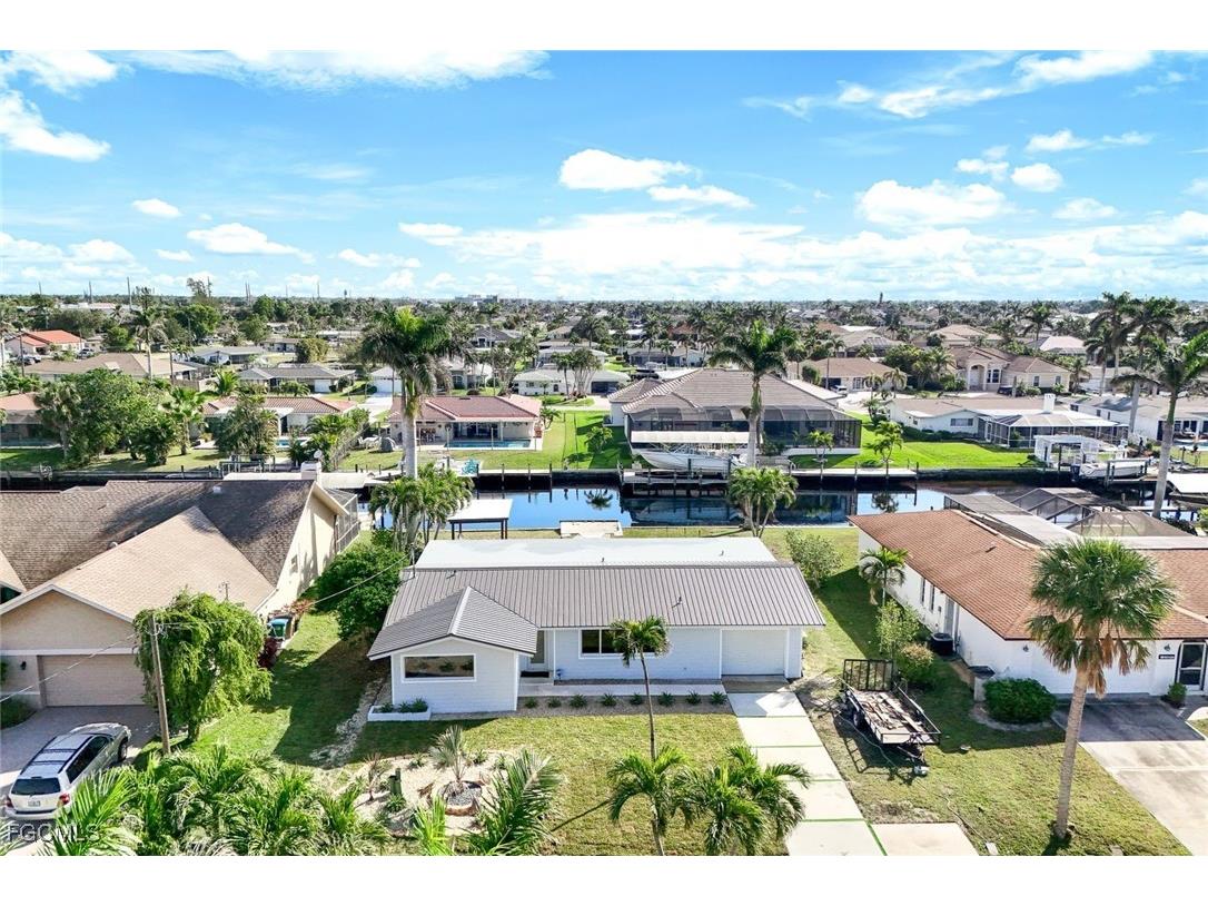 4827 SW 3rd Avenue Cape Coral FL 33914 2025010589 image4