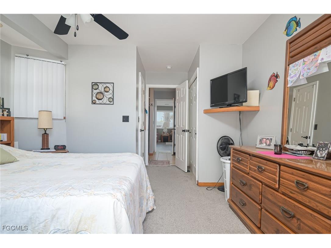 4828 Flamingo Drive Saint James City FL 33956 2025015896 image10