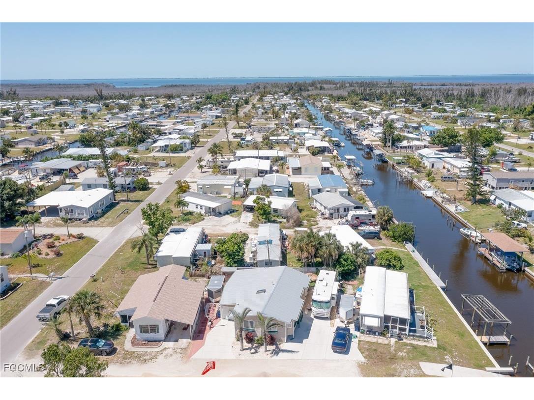 4828 Flamingo Drive Saint James City FL 33956 2025015896 image20