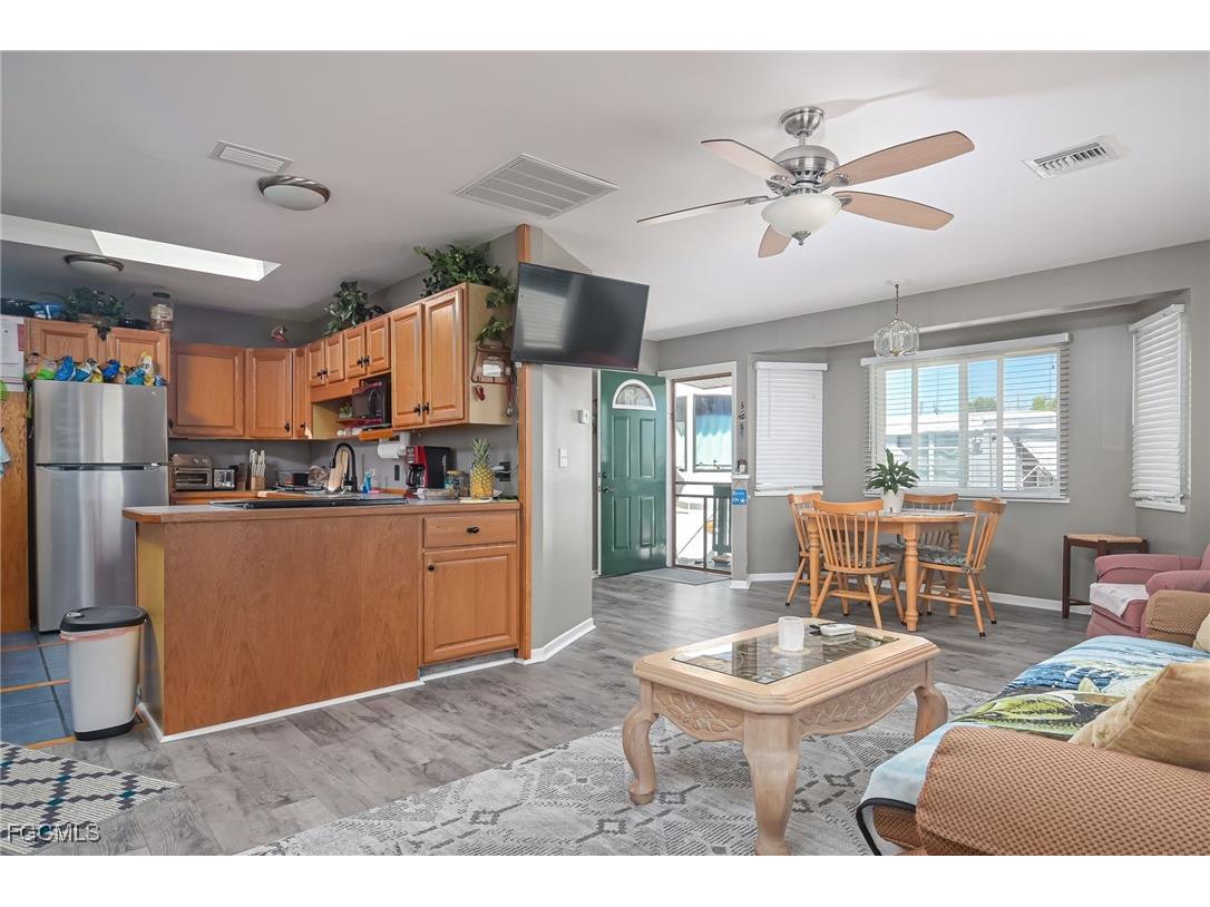 4828 Flamingo Drive Saint James City FL 33956 2025015896 image3