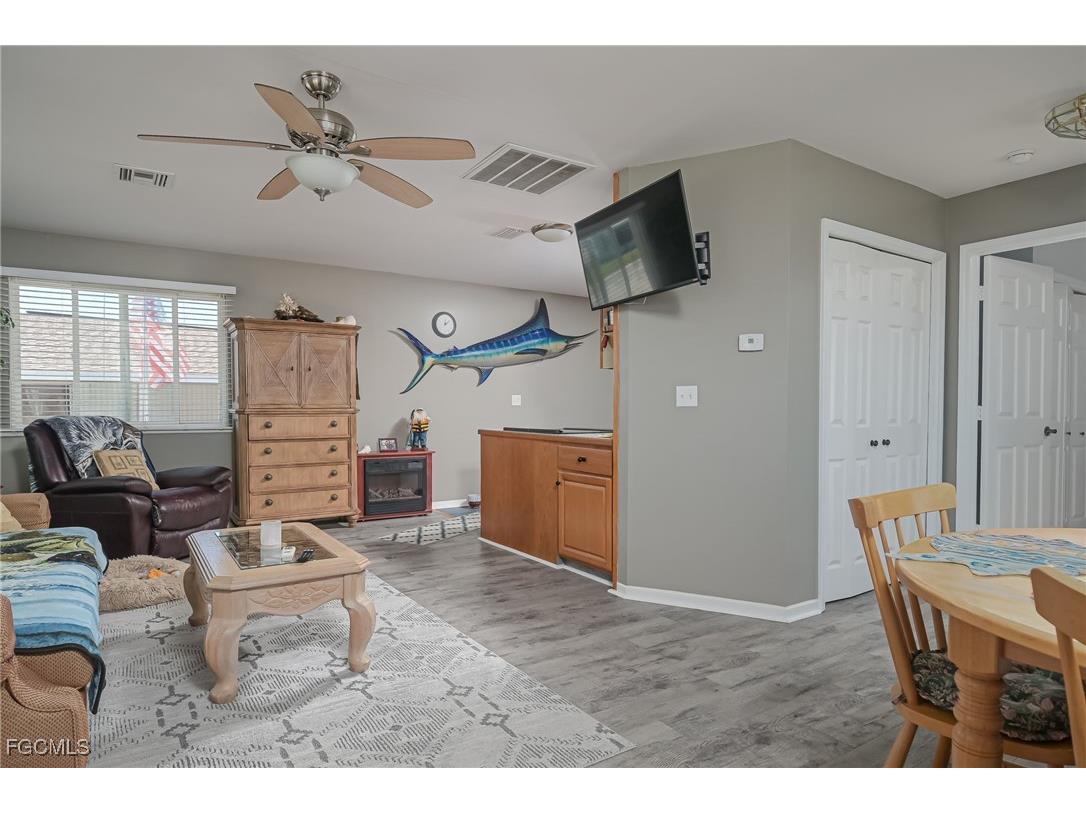 4828 Flamingo Drive Saint James City FL 33956 2025015896 image6