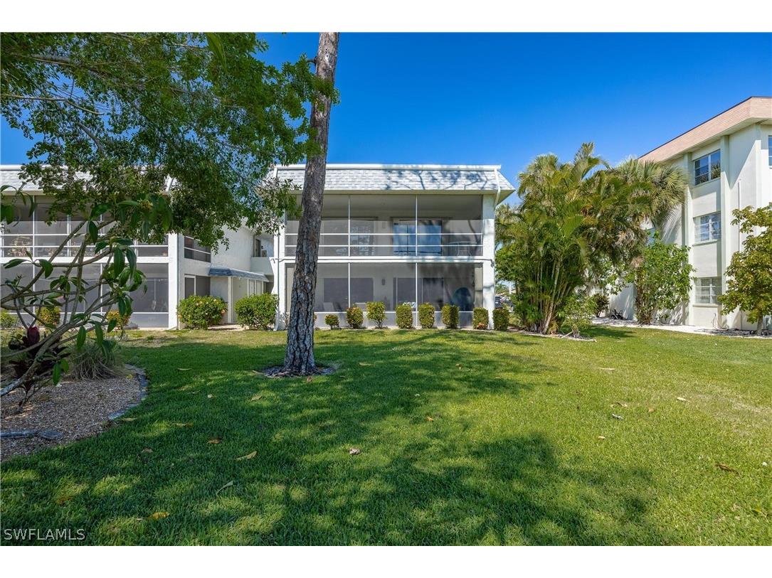 4828 Golf Club Court #5 North Fort Myers FL 33903 224036190 image1